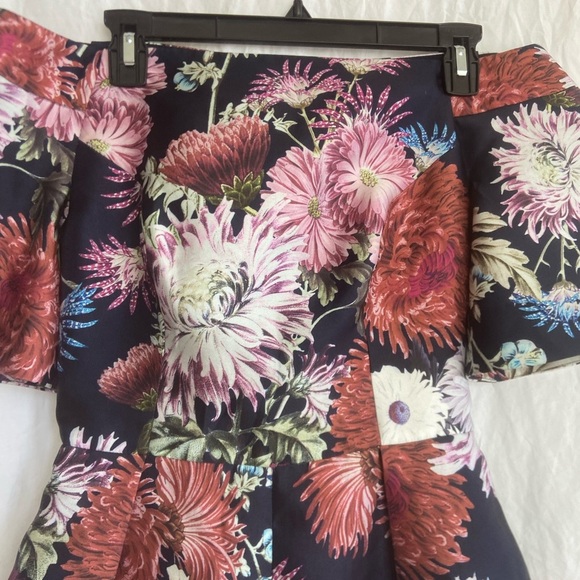 KEEPSAKE the Label Off-the-Shoulder Floral Romper Size Small - Picture 16 of 16